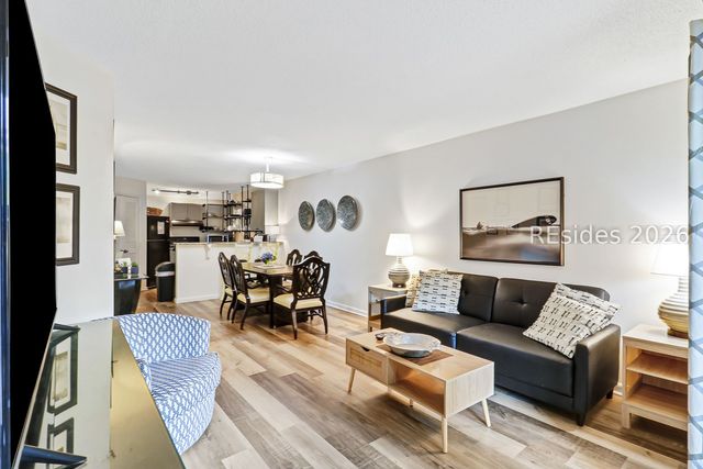10 Lemoyne Ave Apt 101, Hilton Head Island, SC 29928