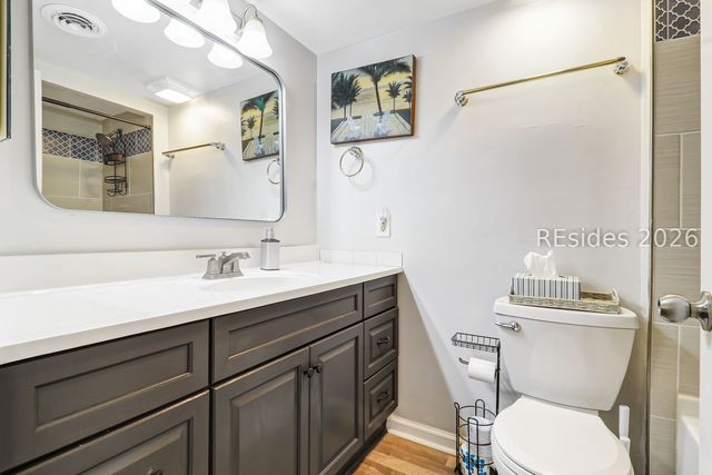 10 Lemoyne Ave Apt 101, Hilton Head Island, SC 29928