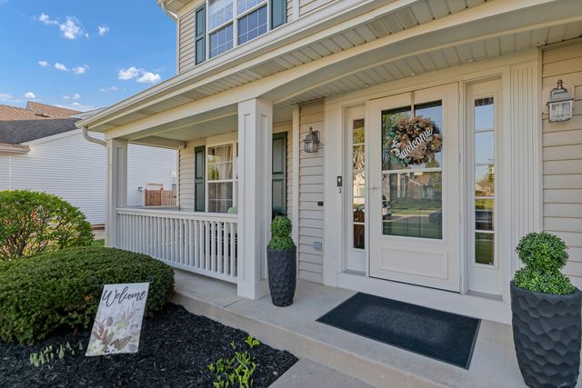 280 PRESTWICKE Boulevard, Algonquin, IL 60102