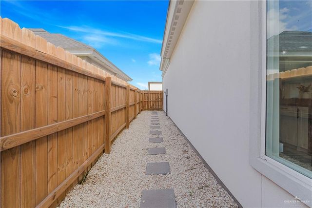 3433 Camellia Avenue, Mcallen, TX 78501