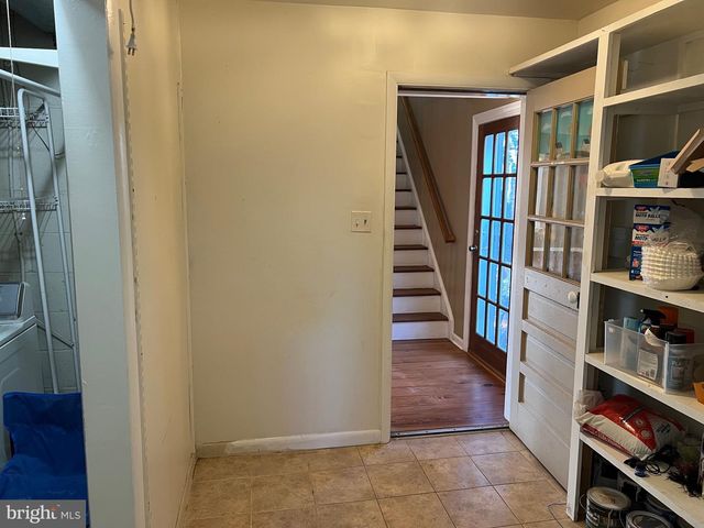 2046 GREENWICH ST, Falls Church, VA 22043