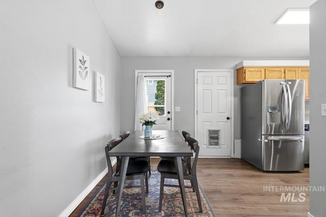 3308 Robinhood Loop, Nampa, ID 83687