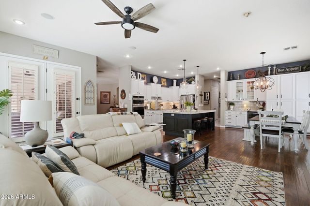 2552 S JACOB Street, Gilbert, AZ 85295