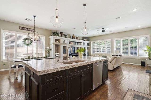 2552 S JACOB Street, Gilbert, AZ 85295