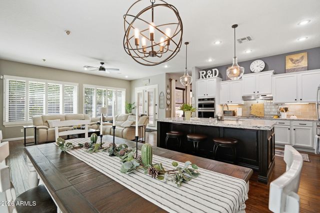 2552 S JACOB Street, Gilbert, AZ 85295