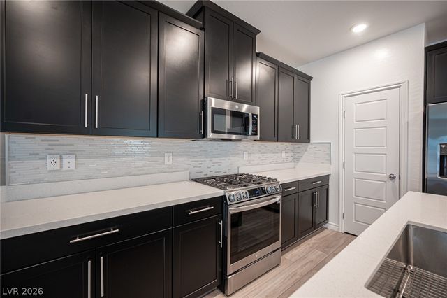 600 North Carriage Hill Drive 1056, Las Vegas, NV 89138