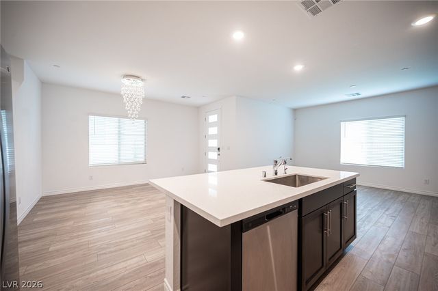 600 North Carriage Hill Drive 1056, Las Vegas, NV 89138