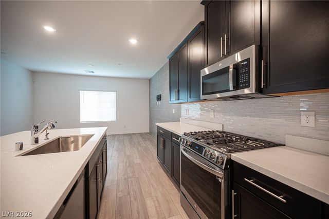 600 North Carriage Hill Drive 1056, Las Vegas, NV 89138