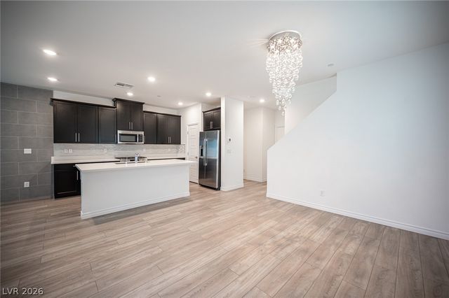 600 North Carriage Hill Drive 1056, Las Vegas, NV 89138
