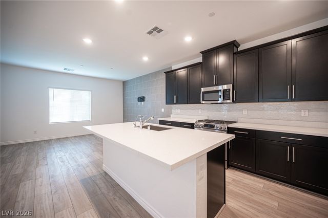 600 North Carriage Hill Drive 1056, Las Vegas, NV 89138