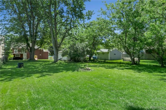 87 Richfield Road, Amherst, NY 14221