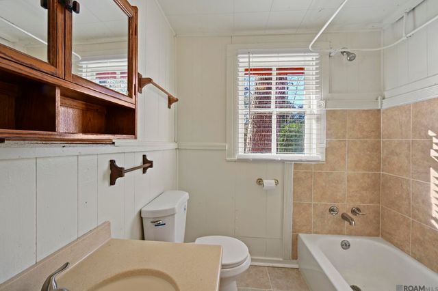 7612 Stirling Rd, St Francisville, LA 70775