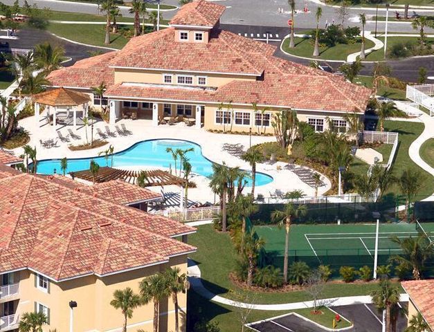 6475 Emerald Dunes Drive 206, West Palm Beach, FL 33411