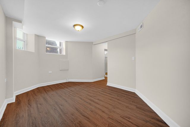 6520 S Ellis Avenue, Chicago, IL 60637