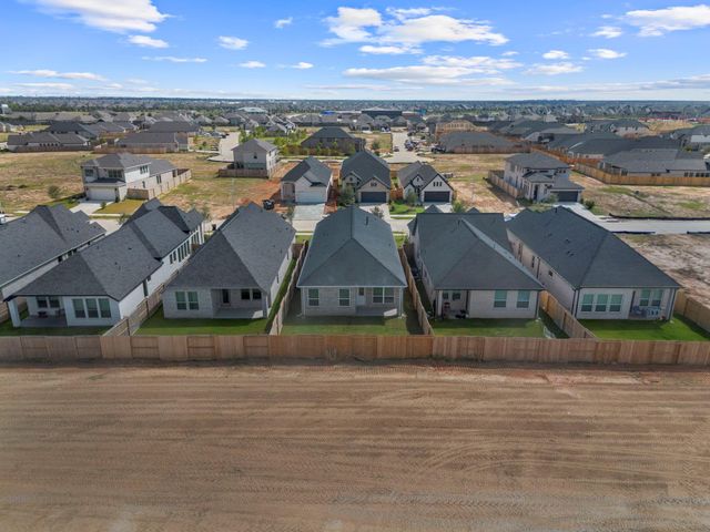 2858 Orange Leaf Drive, Fulshear, TX 77423