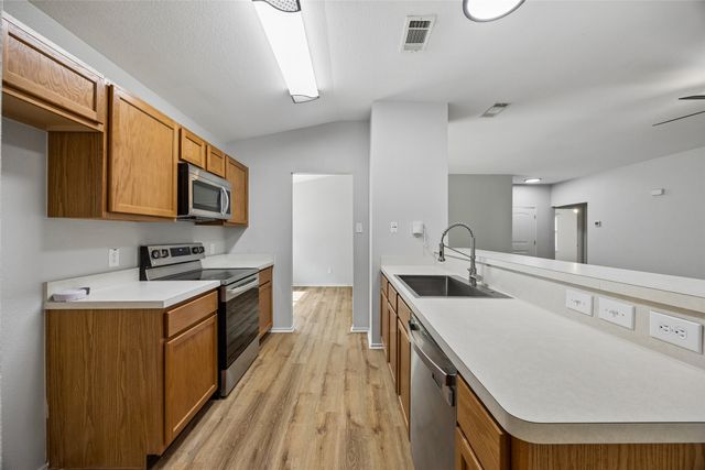 641 Mallard Drive, Saginaw, TX 76131