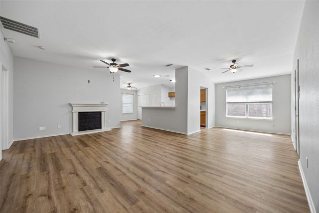 641 Mallard Drive, Saginaw, TX 76131