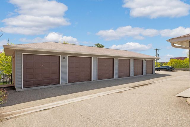 168 College Avenue W 4, Saint Paul, MN 55102