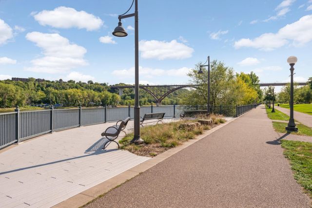 168 College Avenue W 4, Saint Paul, MN 55102