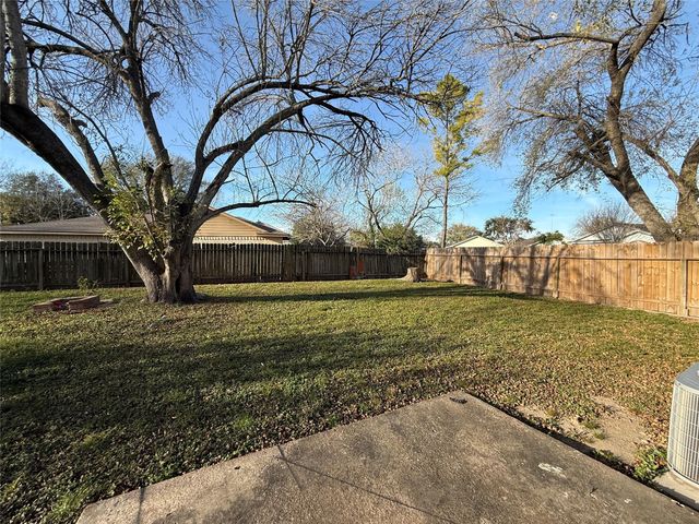 4702 Ridgemar Cir, Houston, TX 77053