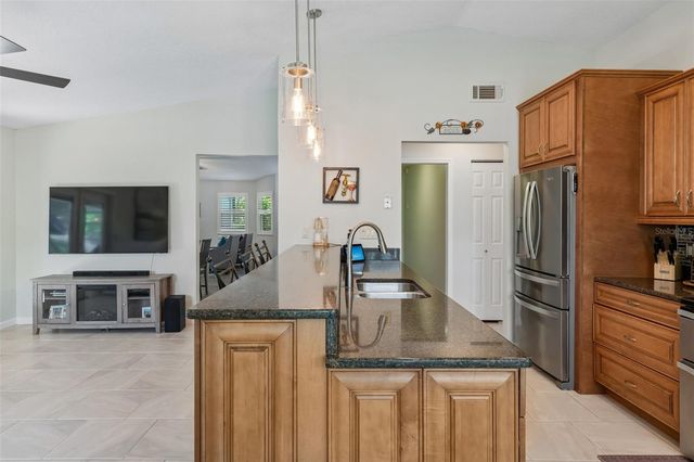 2521 GULFBREEZE CIRCLE, Palm Harbor, FL 34683