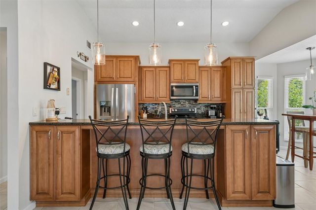 2521 GULFBREEZE CIRCLE, Palm Harbor, FL 34683