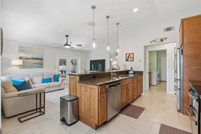 2521 GULFBREEZE CIRCLE, Palm Harbor, FL 34683