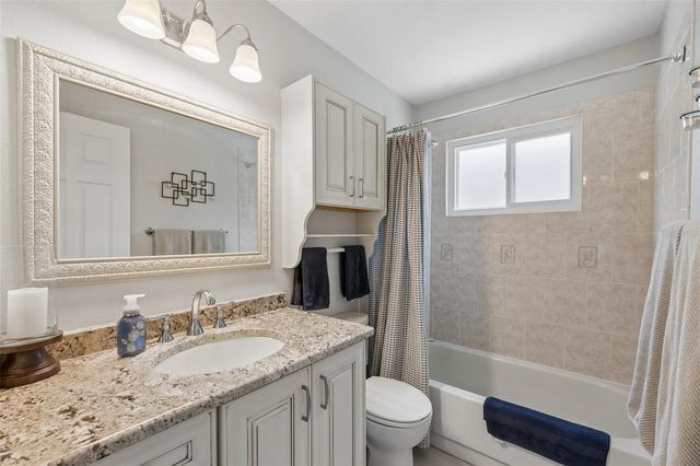 2521 GULFBREEZE CIRCLE, Palm Harbor, FL 34683