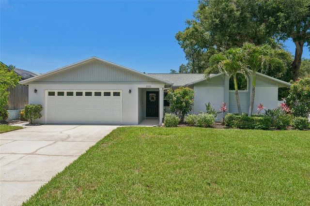 2521 GULFBREEZE CIRCLE, Palm Harbor, FL 34683