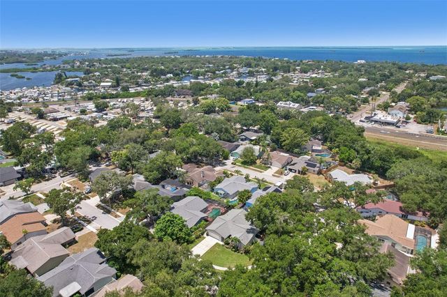 2521 GULFBREEZE CIRCLE, Palm Harbor, FL 34683