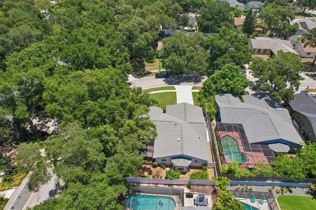 2521 GULFBREEZE CIRCLE, Palm Harbor, FL 34683