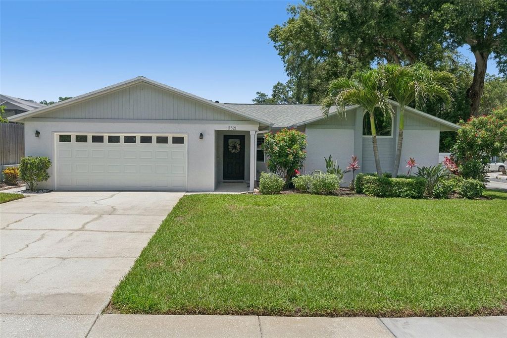 2521 GULFBREEZE CIRCLE, Palm Harbor, FL 34683