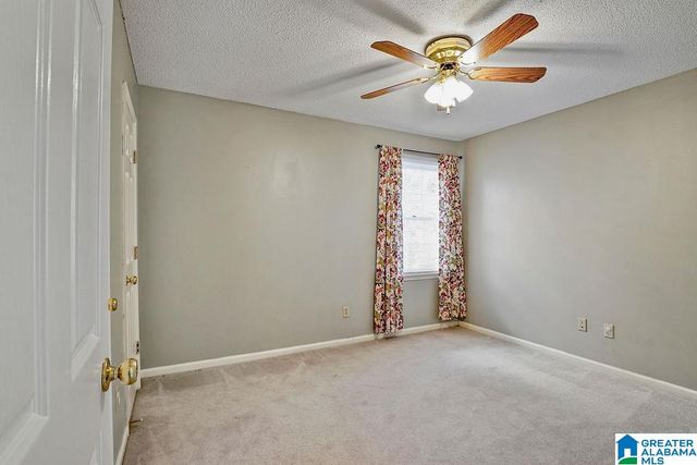 2533 ELIZABETH DRIVE, Pelham, AL 35124