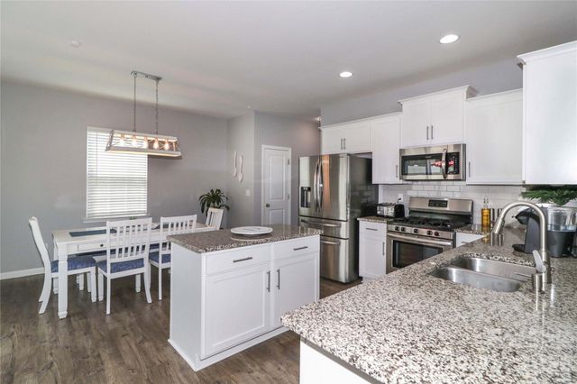 124 Kingsway Drive, Mooresville, NC 28115