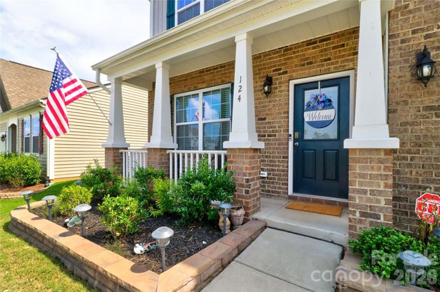 124 Kingsway Drive, Mooresville, NC 28115