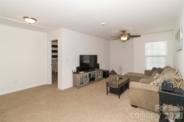 124 Kingsway Drive, Mooresville, NC 28115