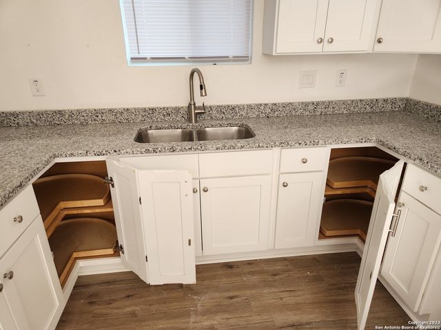 747 BAILEY AVE, San Antonio, TX 78210