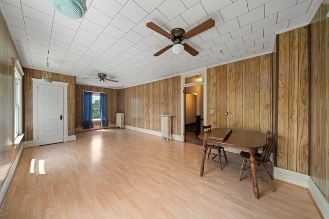 205 S Gage Street, Somonauk, IL 60552