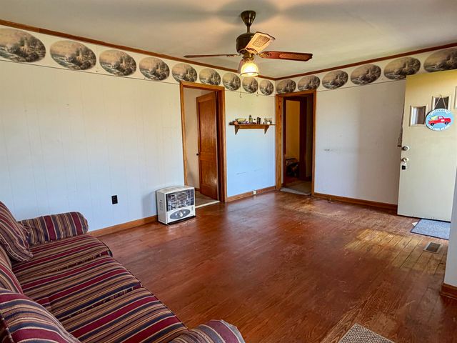 218 SARDIE HENRY RD, Bethel Springs, TN 38315