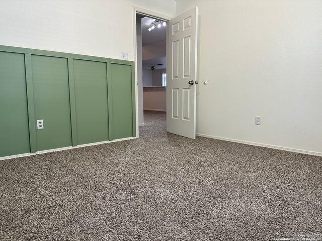 8935 Silver Bow, San Antonio, TX 78242