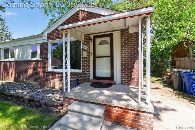 28688 Emerson Street, Inkster, MI 48141