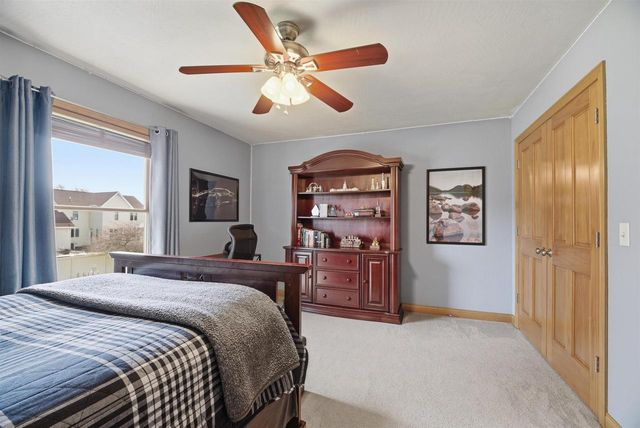 3208 S SOLITUDE LANE, Appleton, WI 54915