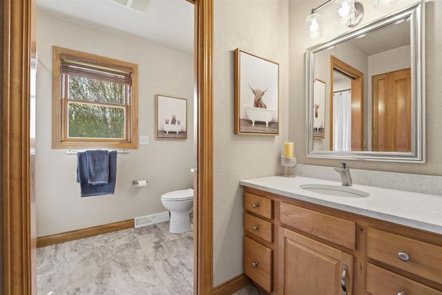 3208 S SOLITUDE LANE, Appleton, WI 54915