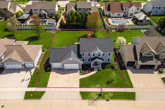 3208 S SOLITUDE LANE, Appleton, WI 54915