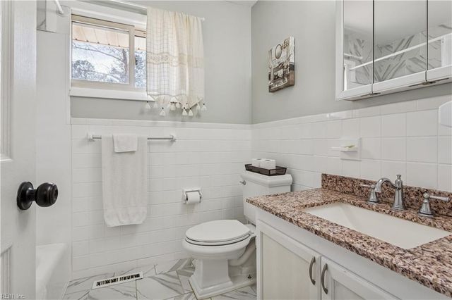 118 Winston DR, Williamsburg, VA 23185