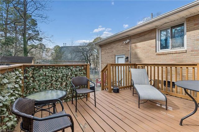 118 Winston DR, Williamsburg, VA 23185