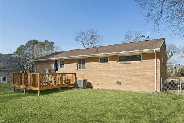 118 Winston DR, Williamsburg, VA 23185