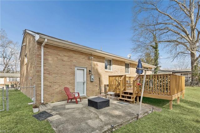 118 Winston DR, Williamsburg, VA 23185