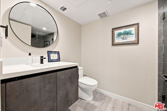 11622 Colfax Meadow Lane, Studio City, CA 91604