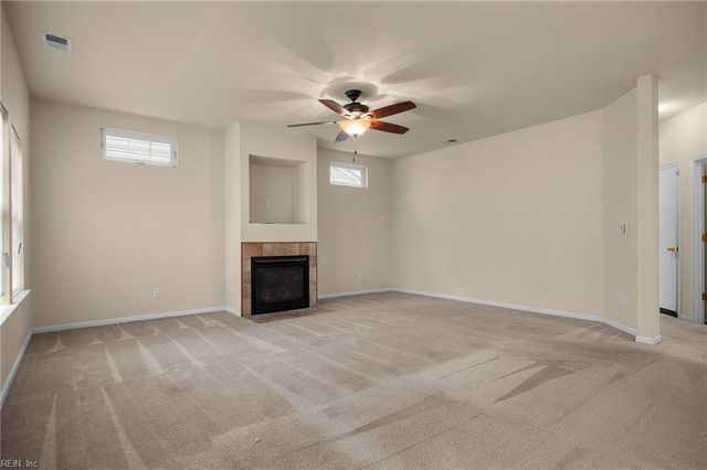 4004 River Breeze CIR, Chesapeake, VA 23321